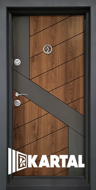 Блиндирана входна врата LCR 2029